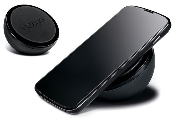 I likhet med flere andre nyere mobiltelefoner, har Nexus 4 støtte for trådløs lading. <i>Bilde: LG</i>