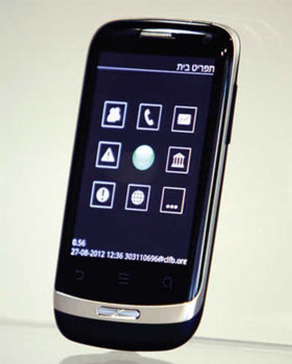 Project Ray-mobilen tilbyr brukergrensesnitt og tjenester som er spesielt tilpasset blinde og svaksynte. <i>Bilde: Qualcomm</i>