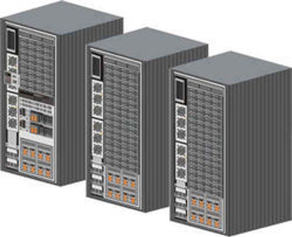 IBM DS8300, fullt utbygget til tre rack.