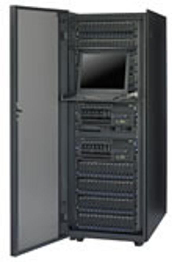 DR550 er IBMs utfordring til EMCs dedikerte arkivløsning Centera.