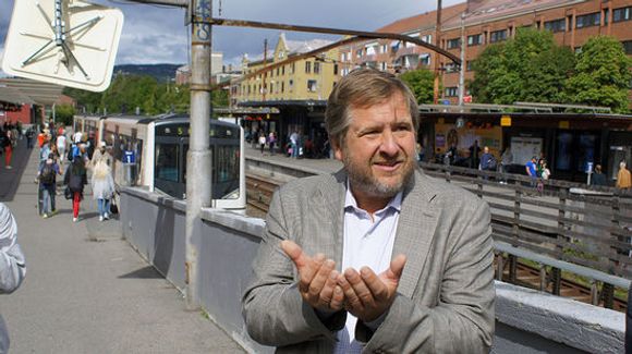 Ruters Bernt Reitan Jenssen tror på at nett-dekningen vil løfte kollektivtrafikken som helhet. <i>Bilde: Thomas Marynowski</i>