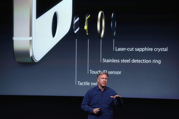 Den nye fingeravtrykk-sensoren gjør passord overflødige på den nye iPhone 5S. <i>Bilde: Justin Sullivan/Getty Images/Getty Images/All Over Press</i>