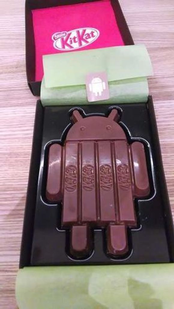 Android-utgaven av KitKat-sjokoladen. <i>Bilde: Larry Page, Google</i>