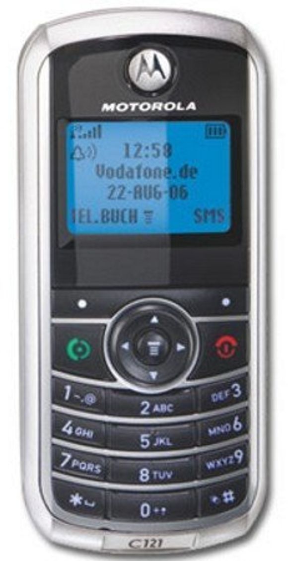Motorola C121 er blant mobilene som støttes av programvaren som forskerne har brukt. <i>Bilde: Amazon.de</i>