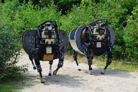 Den forbedrede utgaven skal kunne lastes med opptil 180 kilogram med utstyr. <i>Bilde: Boston Dynamics</i>