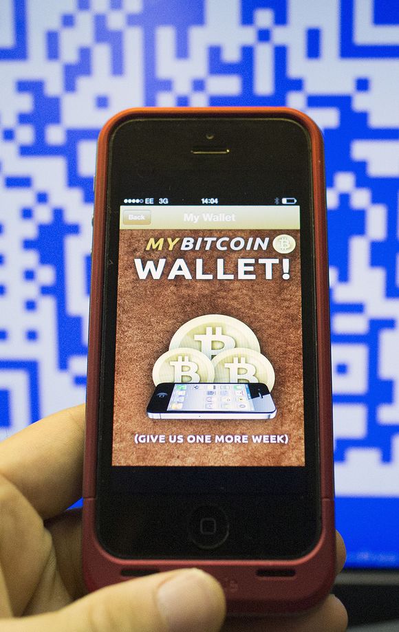 Bitcoin Wallet lar deg betale innkjøp med bitcoin. Tilpassede kasseapparater finnes i London, San Francisco og New York. <i>Bilde: Bloomberg via Getty Images/Getty Images/All Over Press</i>