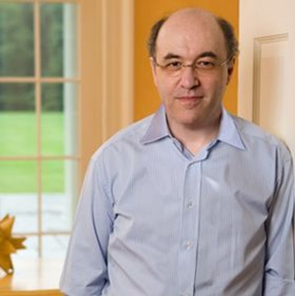 Stephen Wolfram lover noe helt nytt med Wolfram Language. <i>Bilde: Stephen Wolfram</i>