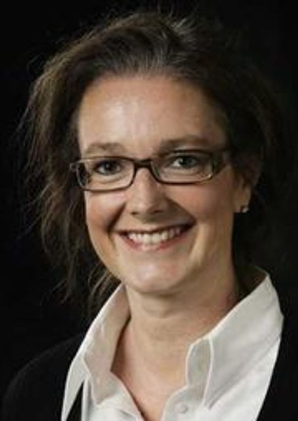 Birgitte Frisch er spesialrådgiver i Forsvarsdepartementet. <i>Bilde: Forsvaret</i>