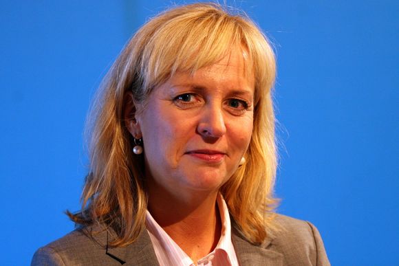 Holder foreløpig prisene på samme nivå. Microsoft Norge og kommunikasjonsdirektør Christine Korme. <i>Bilde: Marius Jørgenrud</i>