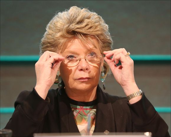 EU-kommissær Viviane Reding avviser at retten til å bli slettet har noe med sensur å gjøre. <i>Bilde: Getty Images/All Over Press</i>