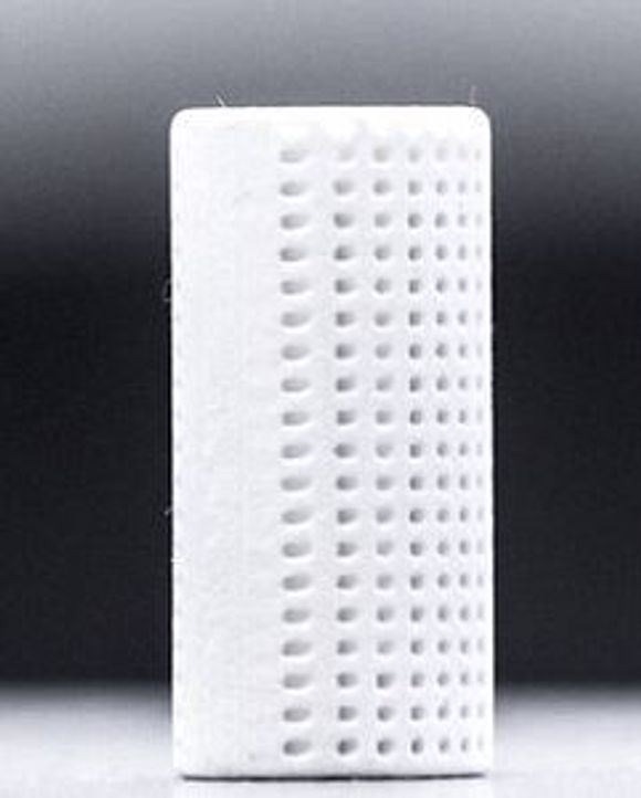 Skal erstatte betong: En 3D-produsert sylinder, laget blant annet ved hjelp av kalk og CO2. Et av målene nå er å lage en fem meter lang enhet. <i>Foto: Robert Gudino UCLA</i>