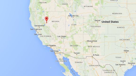 Tesla Gigafactory 1 bygges i ørkenen utenfor Reno i Nevada. <i>Foto: Google Maps</i>