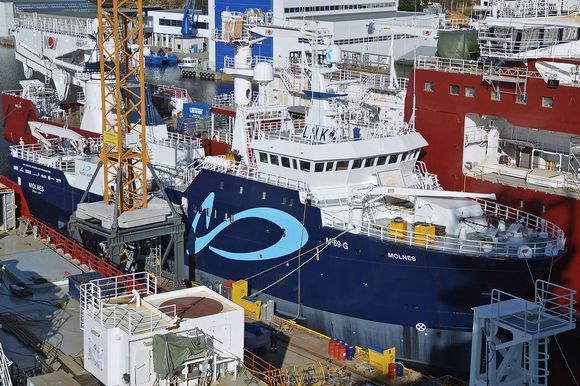 Vard Søviknes bygget om Molnes og overleverte tråleren 1. april. <i>Foto: Nordic Wildfish</i>