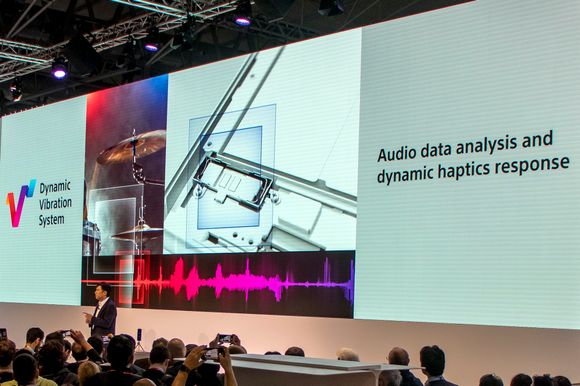 Vibrasjon: I jakten på å skille seg ut har Sony utstyrt Xperia XZ2 med en ny mekanisk vibrator som kan vibrere kraftigst av alle mobiler på markedet. <i>Foto: ORV</i>