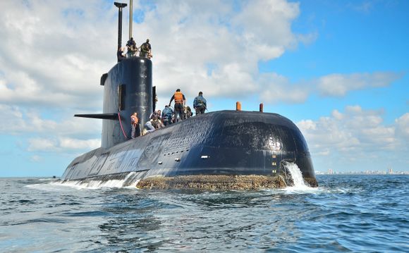 Ubåten ARA San Juan forsvant uforklarlig 15. november i fjor. Nå deltar et norsk forskningsskip i søket utenfor kyrsten av Argentina. <i>Foto:  Argentina Navy/AP</i>