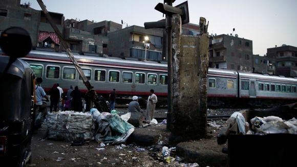 Forslummingen av Kairo fryktes å tilta dramatisk når byen degraderes, og landets administrative senter flytter ut. <i>Foto: NTB Scanpix / AP Photo / Nariman El-Mofty</i>