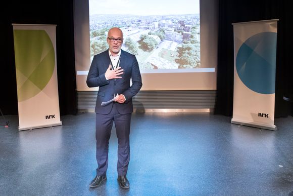 Kringkastingssjef Thor Gjermund Eriksen presenterte NRKs forslag til hvordan Marienlyst-tomta kan utnyttes når NRK flytter ut. <i>Foto:  NTB Scanpix</i>
