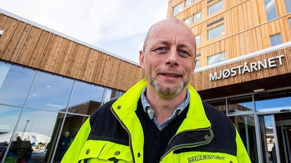 Sentral brikke: Rune Abrahamsen, direktør i Moelven limtre. <i>Foto:  Nina Rundsveen</i>
