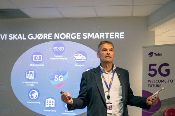 Smartere: Teliasjef Abraham Foss vil gjøre Norge smartere med 5G. Det var nok aller smarteste å slå Telenor i kappløpet om å annonsere utbyggingsplanene. <i>Foto:  Odd R. Valmot</i>