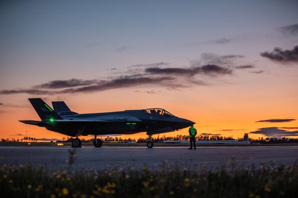 F-35A kampfly landet for første gang på Rygge flystasjon 17. september 2019. Siste eksamen før IOC var ni dagers deployering i oktober og november. <i>Foto: Onar Digernes Aase / Forsvaret</i>