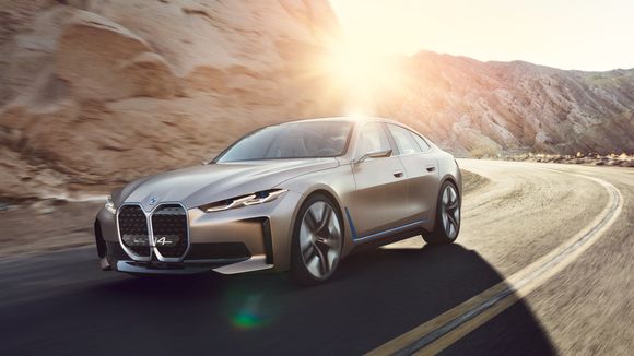 BMW Concept i4 skal være svært lik produksjonsutgaven som vises neste år. <i>Foto:  BMW</i>