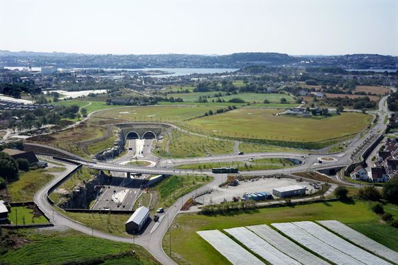 Den 3700 meter lang motorveitunnel på Europavei 39 i Stavanger, går mellom Våland kolonihage og Tasta i Stavanger i Rogaland. <i>Foto:  Statens vegvesen</i>