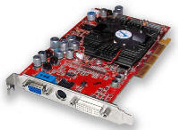 ATI Radeon 9700 Pro-basert skjermkort.