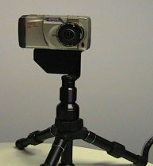Olympus-kamera med IPIX-linse for 185-graders panoramabilder.