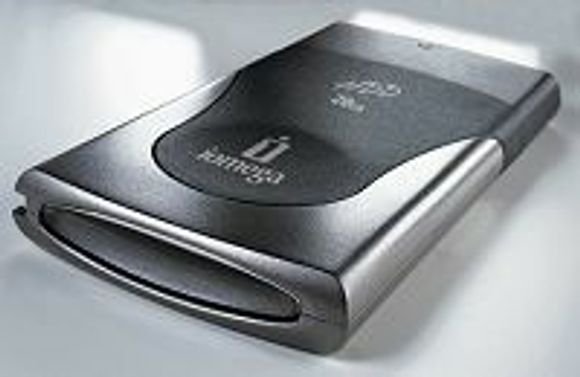 Iomega Portable Hard Drive med 20 gigabyte lagringskapasitet.