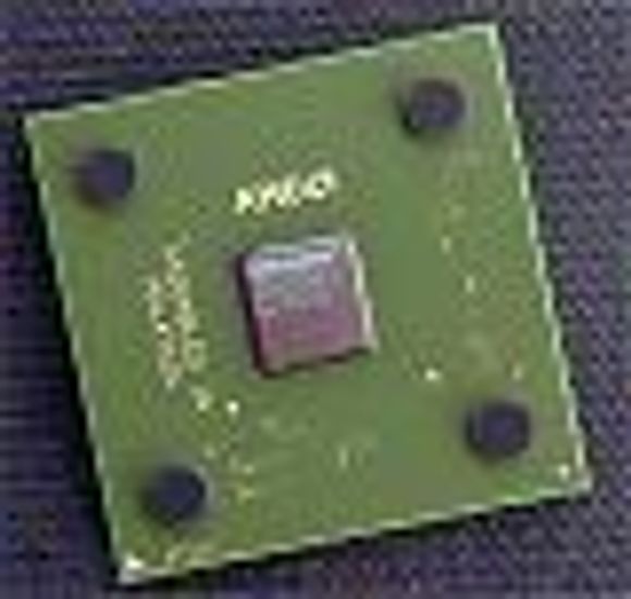 AMD Athlon XP 2100+.
