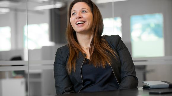 Nå som Vaccibody har mer enn 50 ansatte, bruker Agnete Fredriksen mer tid på personalpolitikk og det å bygge selskap enn forskning. Men hun er fortsatt med på å legge strategiske planer og vurdere forskningsdata. <i>Foto:  Sverre Chr. Jarild</i>
