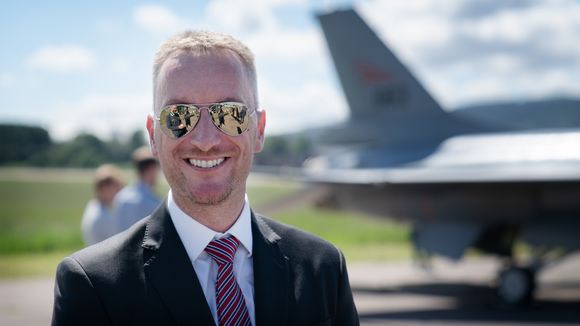Marius Hansvold, avdelingsdirektør i Forsvarsmateriell, har ansvaret for avhending av blant annet F-16. <i>Foto:  Eirik Helland Urke</i>