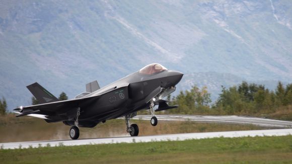 F-35A lander på Evenes onsdag 1. september i forbindelse med Falcon Deploy. <i>Foto:  Ronja Natalie Røe Nilsen / Forsvaret</i>