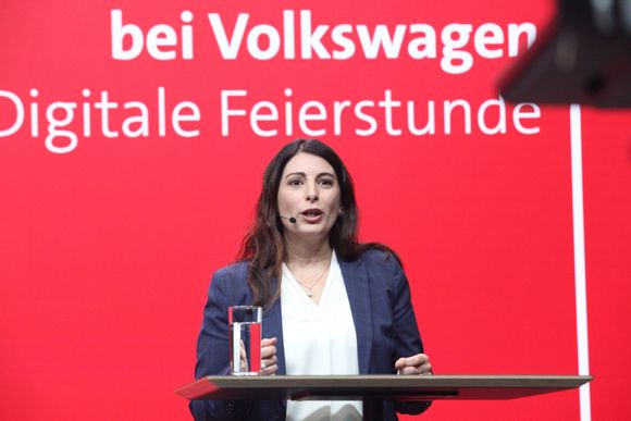 Daniela Cavello, leder for VW-Betribtsrat (arbeiderrådet) i Volkswagen AG. <i>Foto:  Volkswagen AG</i>