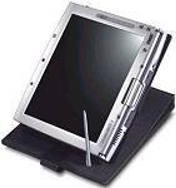 Prototype av Tablet PC fra Acer med tastatur foldet inn under skjermen.