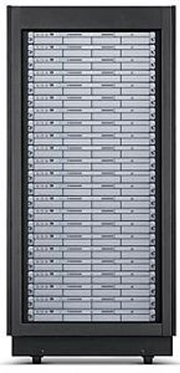 Et rack fullt av Apple Xserve-maskiner. <i>Foto:  Apple</i>