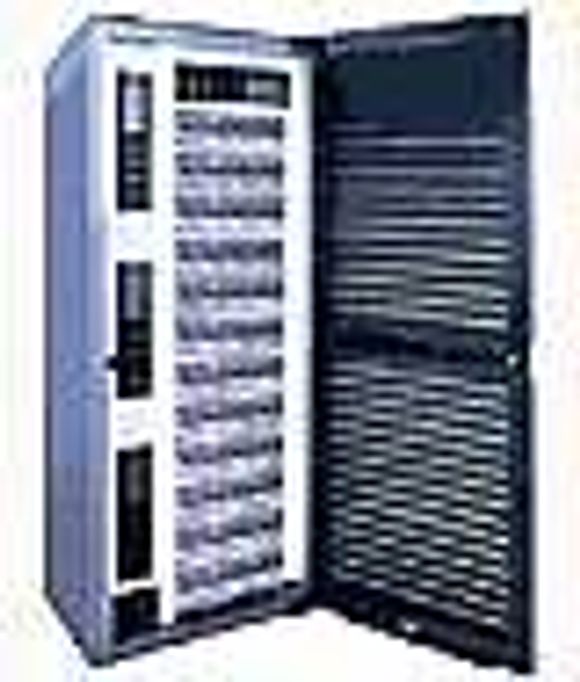 Compaq Enterprise Modular Array (EMA) 16000. <i>Foto:  Compaq</i>