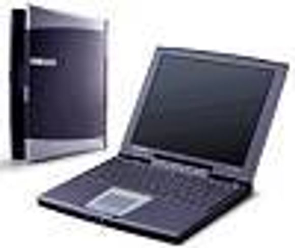 Compaq Evo N200c bærbar PC på 1100 gram. <i>Foto:  Compaq</i>