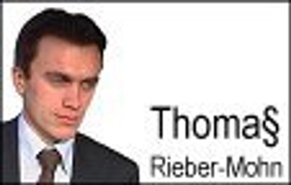 Thomas Rieber-Mohn er advokat i et av landets største advokatfirma, Advokatfirmaet Schjødt. Han jobber i avdeling for IKT-/infomediajuss.