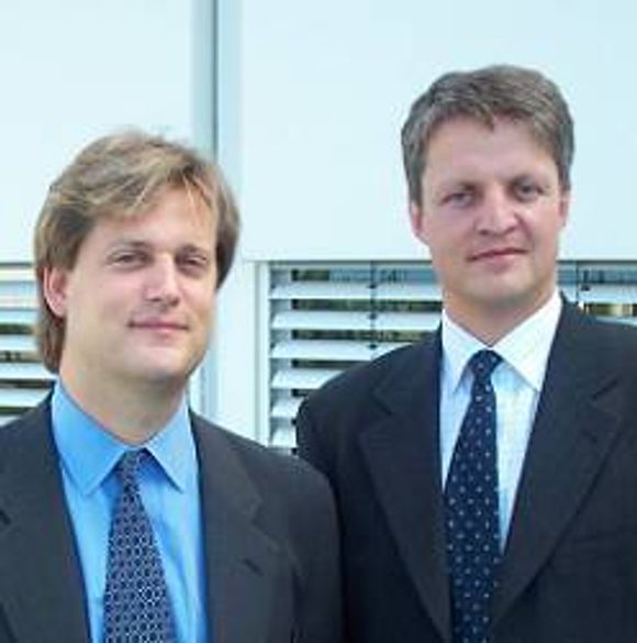 Nigel Beck, markedssjef for IBM Voice Systems, og Geir Arne Veglo, adm. dir. i Nordisk Språkteknologi. <i>Foto:  Eirik Rossen</i>