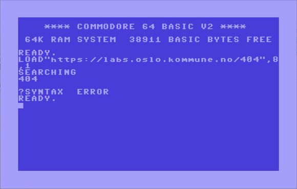 Gøyal 404-side hos Oslo Origo, hvor den aktuelle nettadressen med en LOAD-kommando fra diskettstasjon (8,1). Den ender selvsagt med «syntax error». <i>Faksimile:  labs.oslo.kommune.no</i>
