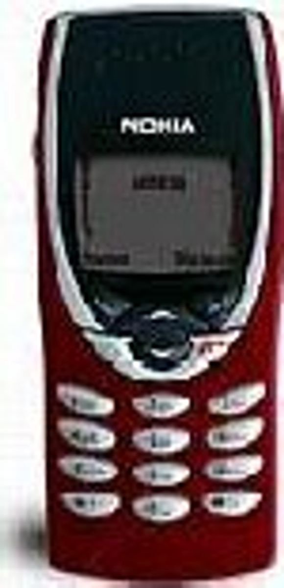 Nokia 8210. <i>Foto:  Nokia</i>