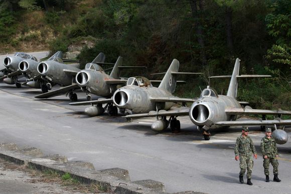 MiG-15-flyene står igjen som minner fra en annen epoke. <i>Foto:  Reuters</i>