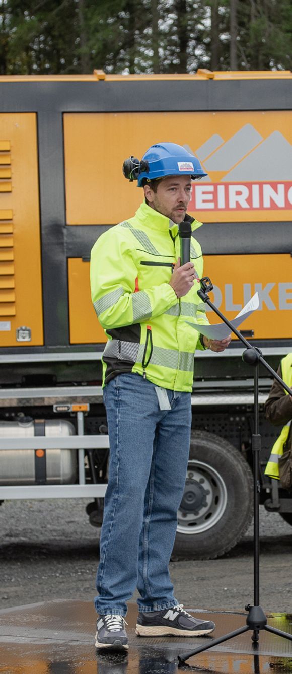 Fungerende konsernsjef i Feiring, Knut Ollendorff omtaler anlegget som fremtidsrettet og viktig for både Feiring og bransjen. <i>Foto:  Feiring</i>