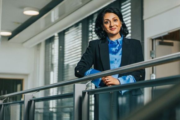 Kamilla Sharma, som er direktør for marked og tjenester i Nkom, sier de får nye virkemidler med ekomloven som trer i kraft på nyåret. <i>Foto:  Gunstein Myre/Nkom</i>