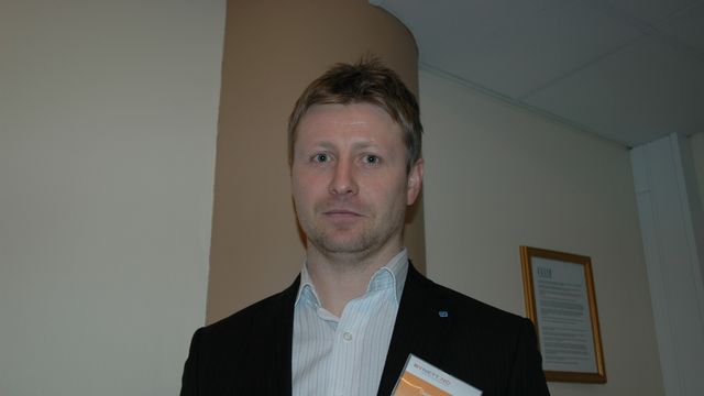 Åpner for norsk fiberregulering