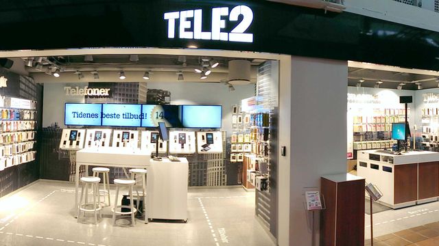 Tele2
åpner første butikk i Norge