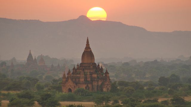 Stemmer for utsettelse i Myanmar