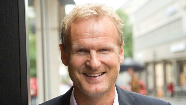Dyrnes
tilbake i telebransjen