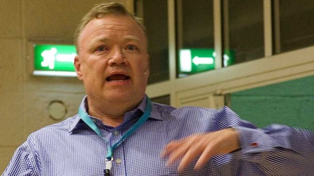 Klager Tesla inn for brudd på nettnøytraliteten